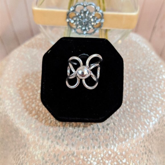 Wave Ball Ring Size 8 - Picture 3 of 4